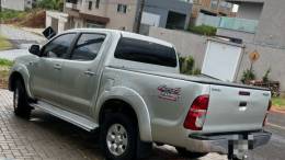 TOYOTA - HILUX - 2006/2006 - Prata - R$ 98.000,00