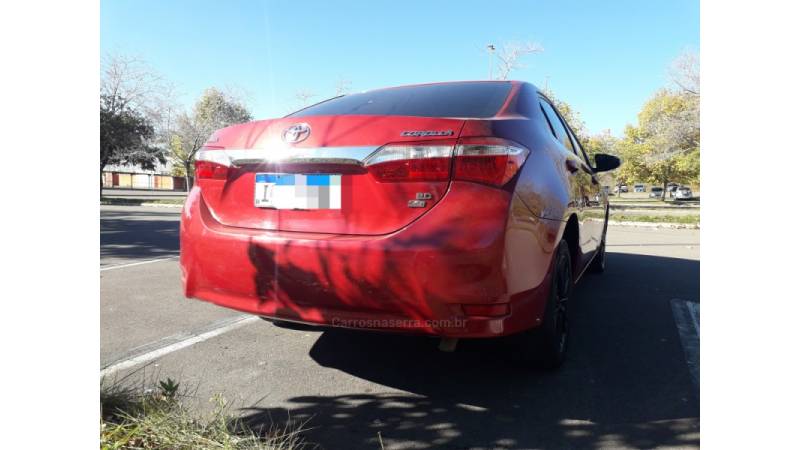 TOYOTA - COROLLA - 2016/2017 - Vermelha - Sob Consulta
