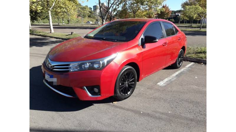 TOYOTA - COROLLA - 2016/2017 - Vermelha - Sob Consulta