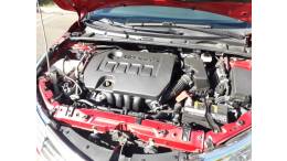 TOYOTA - COROLLA - 2016/2017 - Vermelha - Sob Consulta