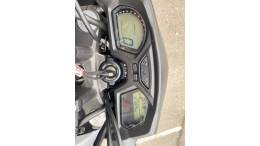HONDA - CB 650 - 2015/2015 - Cinza - R$ 36.800,00